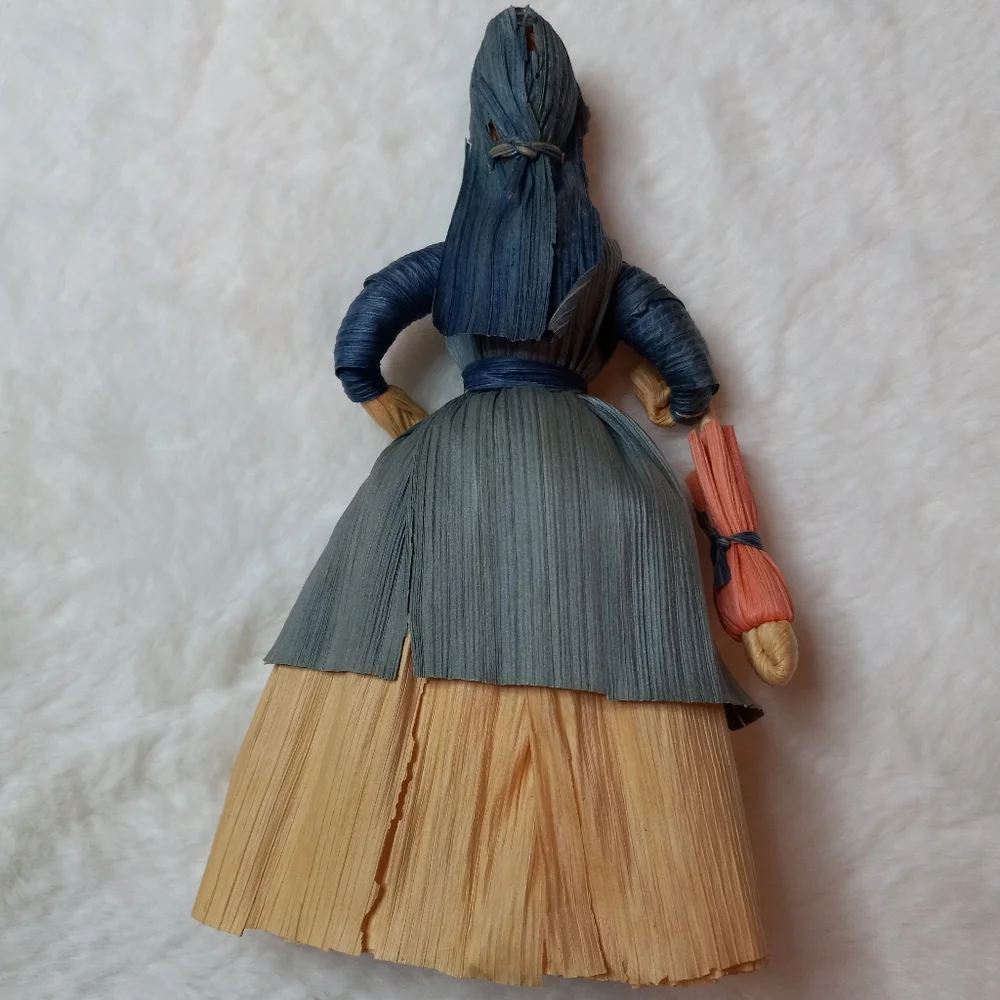 Vintage Artisan Handmade Cornhusk Doll